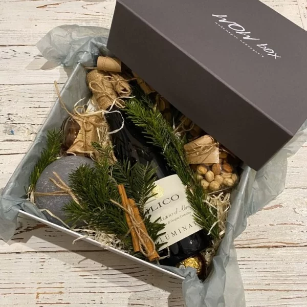 Подарочный набор с вином и свечой №307 Подарки на Новый Год - 1