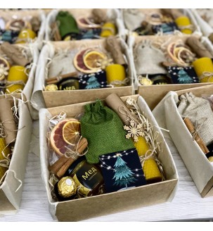 Все для приготування глінтвейну в подарунковому наборі