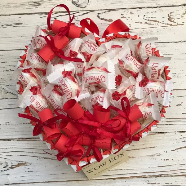 Шоколадне серце з кіндер і Рафаель Подарунки WOW BOX - 4